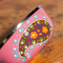 手描きカシミールペイントのカトリ・カレー小皿[直径：10cm x 高さ：4cm ] - ピンクペイズリー - サブ2