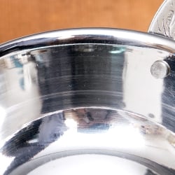 槌目装飾仕上げのステンレスカダイ[装飾持ち手付]サービングパン　食器・お皿〔約13cm〕 - サブ4