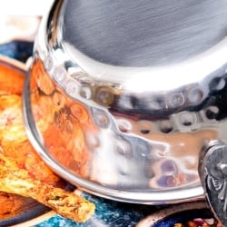 槌目装飾仕上げのステンレスカダイ[装飾持ち手付]サービングパン　食器・お皿〔約13cm〕 - サブ5