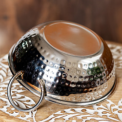 槌目装飾仕上げのステンレスカダイ[装飾持ち手付]サービングパン　食器・お皿（直径：約15.5cm） - サブ4