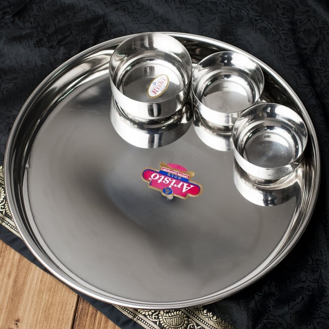 カレー大皿 [30.5cm]-重ね収納ができるタイプ 5 - カレー小皿を色々並べてお楽しみください。