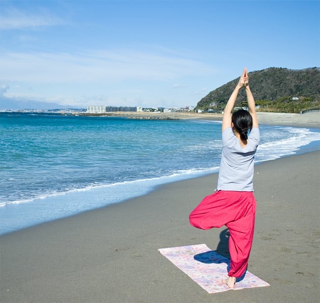 エスニック インド ペイズリー柄ヨガマット（6mm） - パープル 9 - YOGAがもっとHAPPYに！