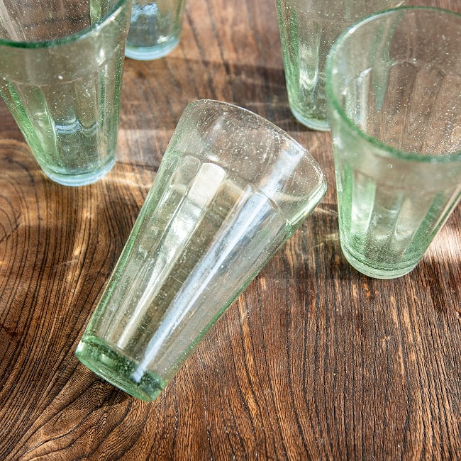 【5個セット】インドのチャイカップ[高さ：約11cm 直径：約6.5cml 約:160ml] 5 - チャイの他にもいろいろな使い道がありそうです。