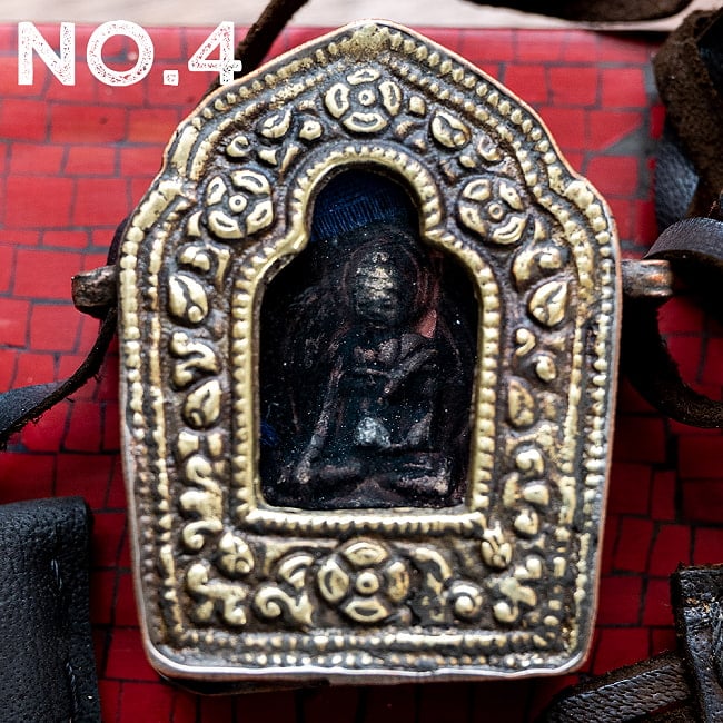 持ち運びができるチベット仏教の仏壇　ガウ（小） 12 - デザイン：No.4