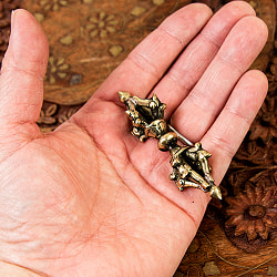 ドルジェ（ヴァジュラ・金剛杵） - 九鈷杵【長さ：7cm】 - サブ5