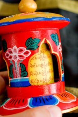 カラフル卓上ミニマニ車[横幅6cmx高さ8.5cm] - サブ2