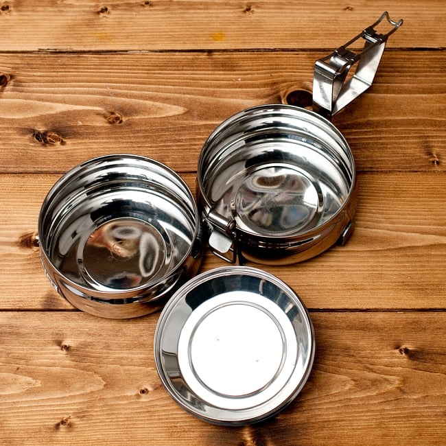 【送料無料・3個セット】【2段】インドの弁当箱 ベーグル型[18cm] 7 - 分解したところです
