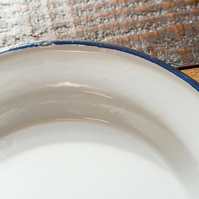 【送料無料・5個セット】印度琺瑯 アンティーク調のホーロー エッグプレート - 19cm 5 - ふちの部分をみてみました。