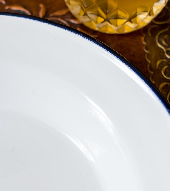 【送料無料・4個セット】印度琺瑯 アンティーク調のホーロー パスタプレート - 23.7cm 6 - 滑らかで丈夫な作りです。