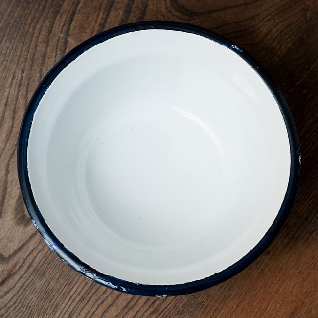 【送料無料・4個セット】印度琺瑯 アンティーク調のホーロー 多目的ボウル - 外径20cm程度 5 - 真上からみてみました。