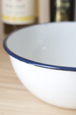 【送料無料・4個セット】印度琺瑯 アンティーク調のホーロー 大人数用サラダボウル - 23.5cm - サブ4