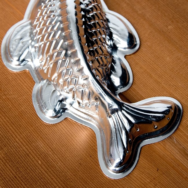 【送料無料・4個セット】縁起の良い鯉 魚の形をしたアルミニウム製 お菓子の型 - 20cm 7 - 後ろからの写真です