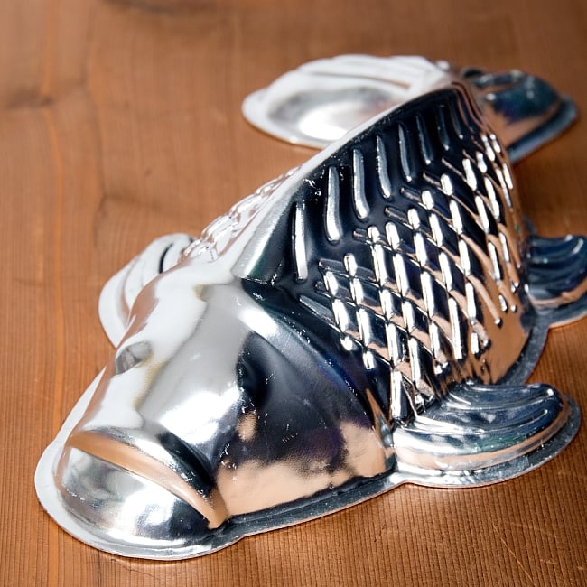 【送料無料・3個セット】縁起の良い鯉 魚の形をしたアルミニウム製 お菓子の型 - 26cm 5 - 拡大写真です
