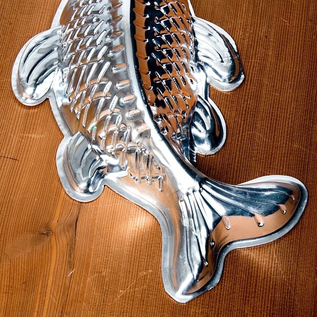 【送料無料・3個セット】縁起の良い鯉 魚の形をしたアルミニウム製 お菓子の型 - 26cm 7 - 後ろからの写真です
