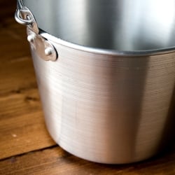 【送料無料・12個セット】軽いアルミ製 タイの屋台アイスペール[約：14.8cm 1200cc] - サブ3