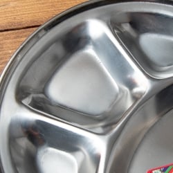 【送料無料・12個セット】とっても小さい分割カレー丸皿 【19cm】 - サブ5