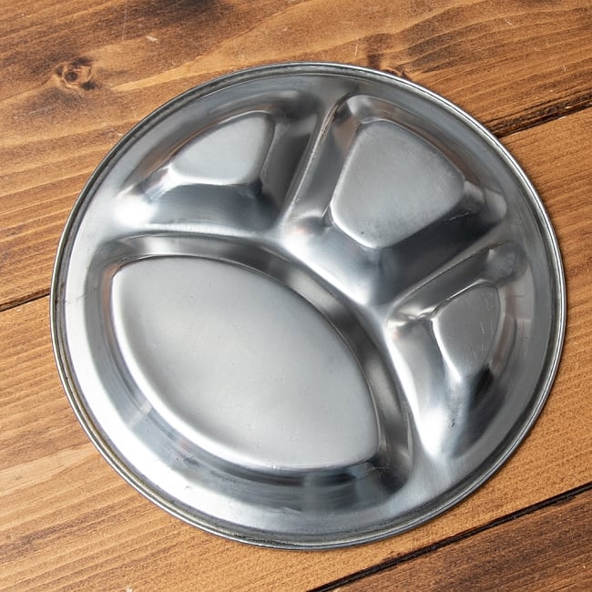 【送料無料・12個セット】とっても小さい分割カレー丸皿 【19cm】 6 - 裏面の様子です。