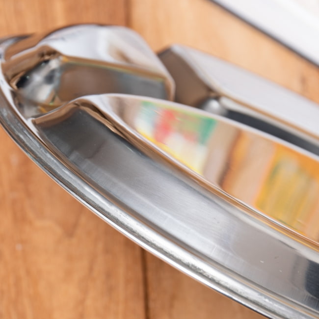 【送料無料・3個セット】カレー丸皿　ステンレス製　しっかりとした厚み【約32cm】 8 - 横からの写真です