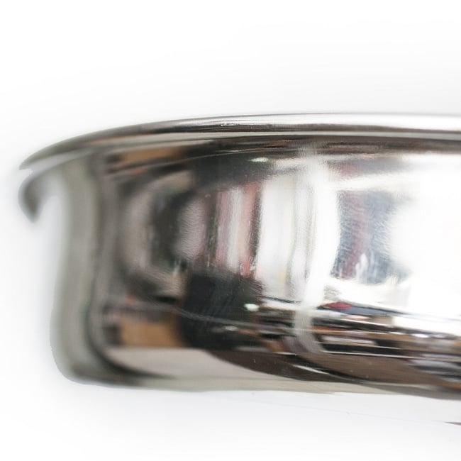 【送料無料・3個セット】カレー大皿 [30.5cm]-重ね収納ができるタイプ 3 - 縁の部分の様子です。重ね収納ができるので場所を取りづらく、便利です。