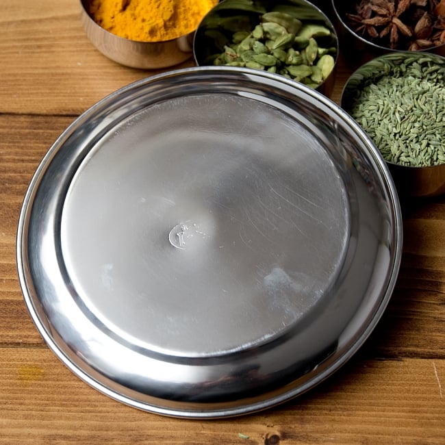 【送料無料・9個セット】カレー皿 No.8 [約18.5cm]-重ね収納ができるタイプ 5 - 裏面はスッキリシンプルです。