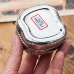 【10個セット】ステンレスのマサラケース・小物入れ[約4cm×6.8cm] - サブ5