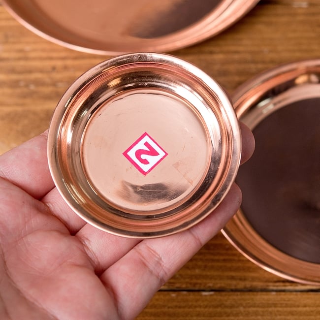 【12個セット】銅仕上げカトリ（小皿）　【直径：約6.7cm】 6 - このくらいのサイズ感になります