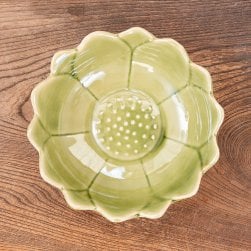エスニック気分を盛り上げる ロータスボウル 17cm Yellow green