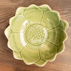 エスニック気分を盛り上げる　ロータスボウル　21cm　Yellow green(TI-CERAMIC-20)