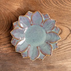 エスニック気分を盛り上げる　ロータスプレート　14cm　Sky purple(TI-CERAMIC-26)