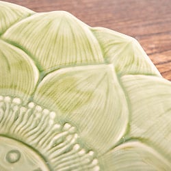 エスニック気分を盛り上げる　ロータスプレート　23.5cm　Yellow green - サブ5