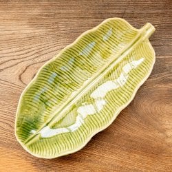 エスニック気分を盛り上げる バナナリーフプレート 31cm Yellow green