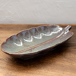 エスニック気分を盛り上げる　バナナリーフプレート　31cm　Sky purple - サブ3