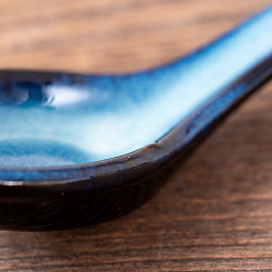 滑らかな釉薬が美しい タイの陶磁器スプーン　Blue - サブ5