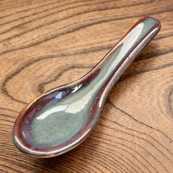 滑らかな釉薬が美しい タイの陶磁器スプーン Sky purple