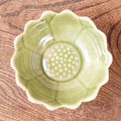 エスニック気分を盛り上げる　ロータスボウル　10cm　Yellow green - サブ4