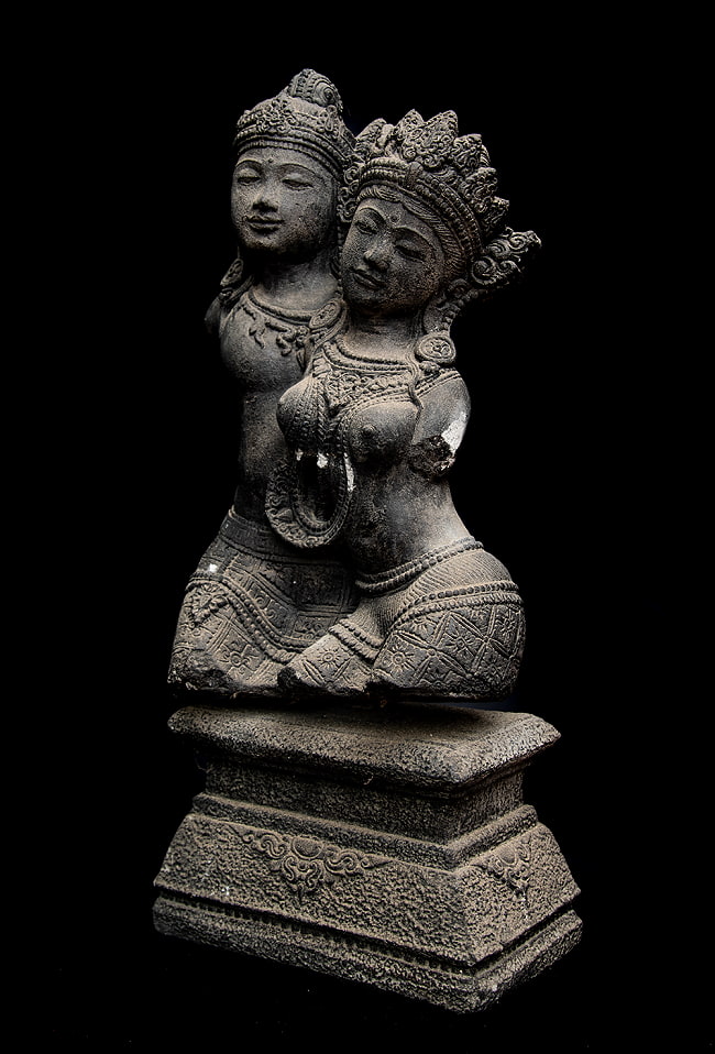 【58cm】アンティーク調 シータとラーマ 石像 インドネシアスタイルのヒンドゥ神像 18 - 美しい神像です。