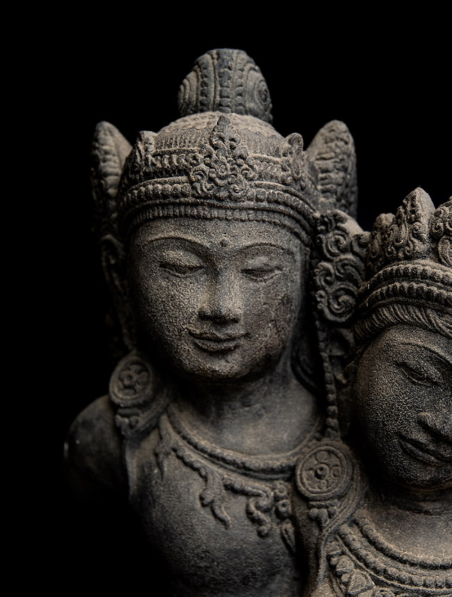【58cm】アンティーク調 シータとラーマ 石像 インドネシアスタイルのヒンドゥ神像 6 - 細かなところまで作り込まれています。