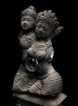 【58cm】アンティーク調 シータとラーマ 石像 インドネシアスタイルのヒンドゥ神像の商品写真