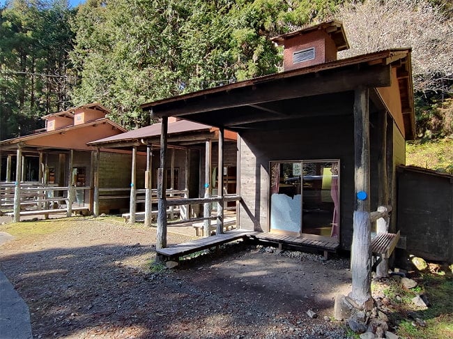 [E-TICKET]極楽温泉音楽祭2026 - バンガロー 6名様用の写真極楽温泉音楽祭,野外フェス,フェス,イベント,キャンプ