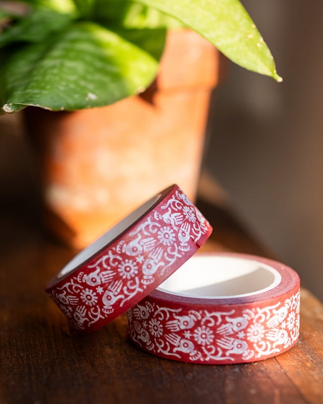 赤い手-ティラキタオリジナル マスキングテープ 15mm x 10m 3 - 2つ並べて撮影しました。