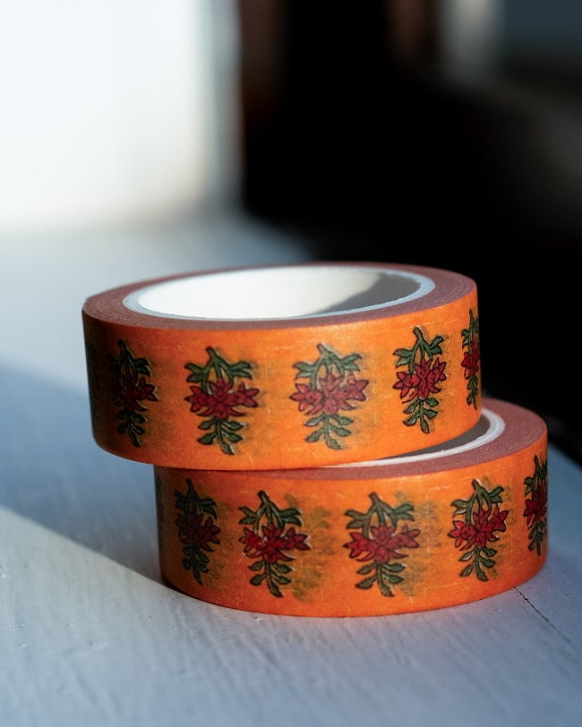 黄色と赤い花-ティラキタオリジナル マスキングテープ 15mm x 10m 4 - 2つ並べて撮影しました。