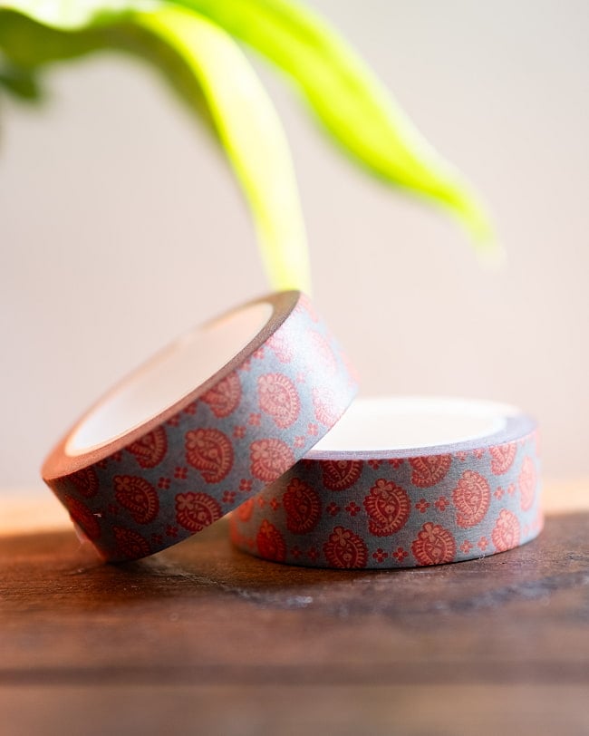 オレンジペイズリー-ティラキタオリジナル マスキングテープ 15mm x 10m 3 - 2つ並べて撮影しました。