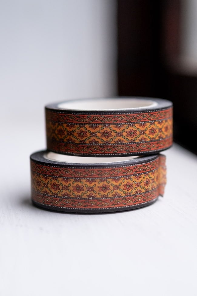 オーセンティックオレンジボーダー-ティラキタオリジナル マスキングテープ 15mm x 10m 4 - 2つ並べて撮影しました。