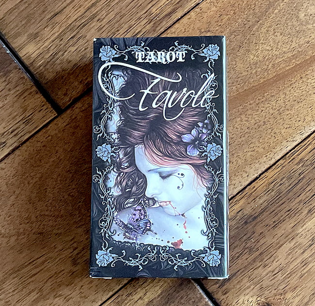 ファボール - TAROT Favole の写真1枚目です。神秘の世界へオラクルカード,占い,カード占い,タロット