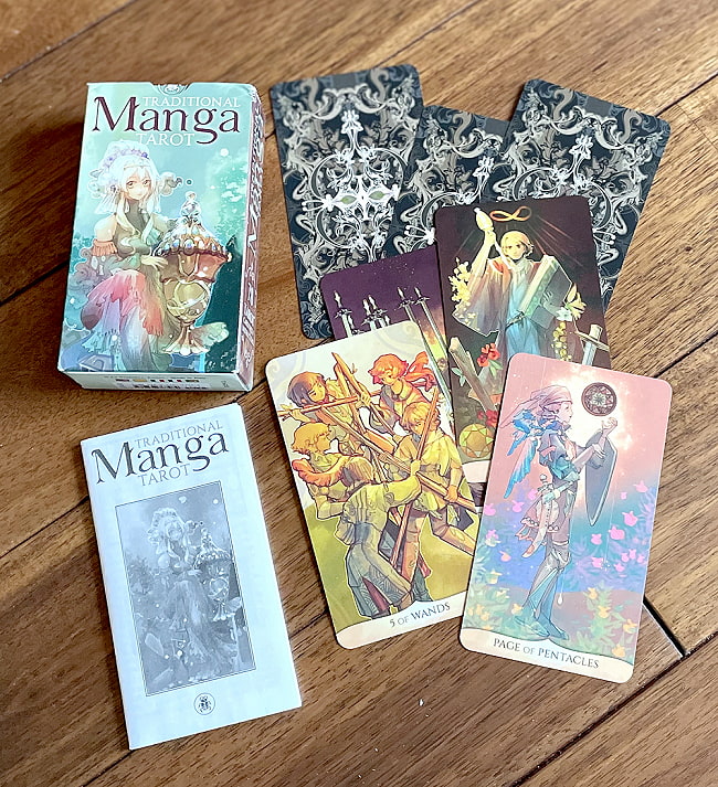 ウェイト版 トラディショナル マンガ タロット - Traditional Manga Tarot  2 - 素敵なカードです、8番が力、11番が正義のかーどですのでウエイト版かな、ウエイト版はマジシャンと力の人物頭には無限大あり
