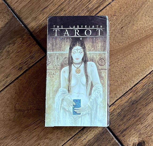 ラビリンスタロット - THE LABYRINTH TAROTの写真1枚目です。神秘の世界へオラクルカード,占い,カード占い,タロット