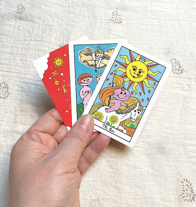 マカロンタロット Ver.3 - Macaron Tarot Ver.3 の通販 - TIRAKITA.COM