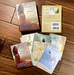 ｳｨﾒﾝｽﾞﾎﾞﾃﾞｨ・ｳｨﾒﾝｽﾞｳｨｽﾞﾀﾞﾑｵﾗｸﾙｶｰﾄﾞ− WOMENS BODIES WOMENS WISDOM ORACLE CARDS - サブ2