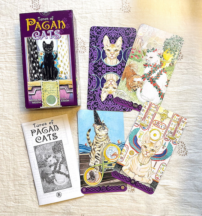 ペイガンキャッツ・タロット - Pegan Cats Tarot 2 - 8番が力、11番が正義のかーどですのでウエイト版かな、
