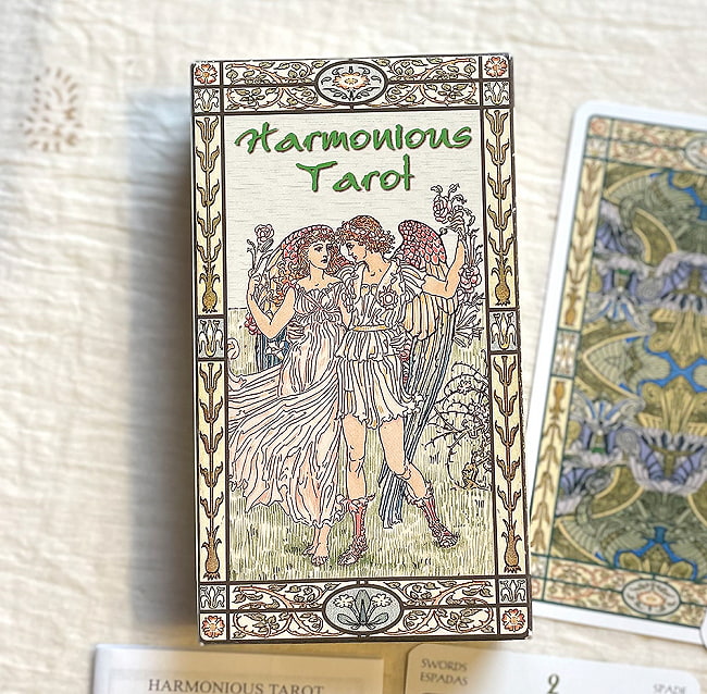 ハーモニアスタロットカード - Harmonia Tarot Card 4 - 箱裏はカップの2番ですか。。